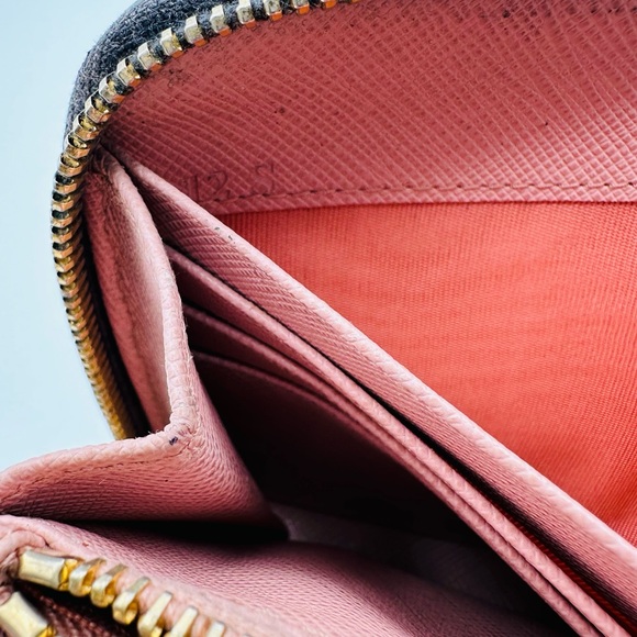 Prada Saffiano Zip Around Wallet - Picture 8 of 9